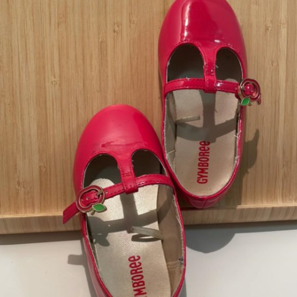 Charming Gymboree Red Patent Mary Janes  size 8 - Picture 4 of 9